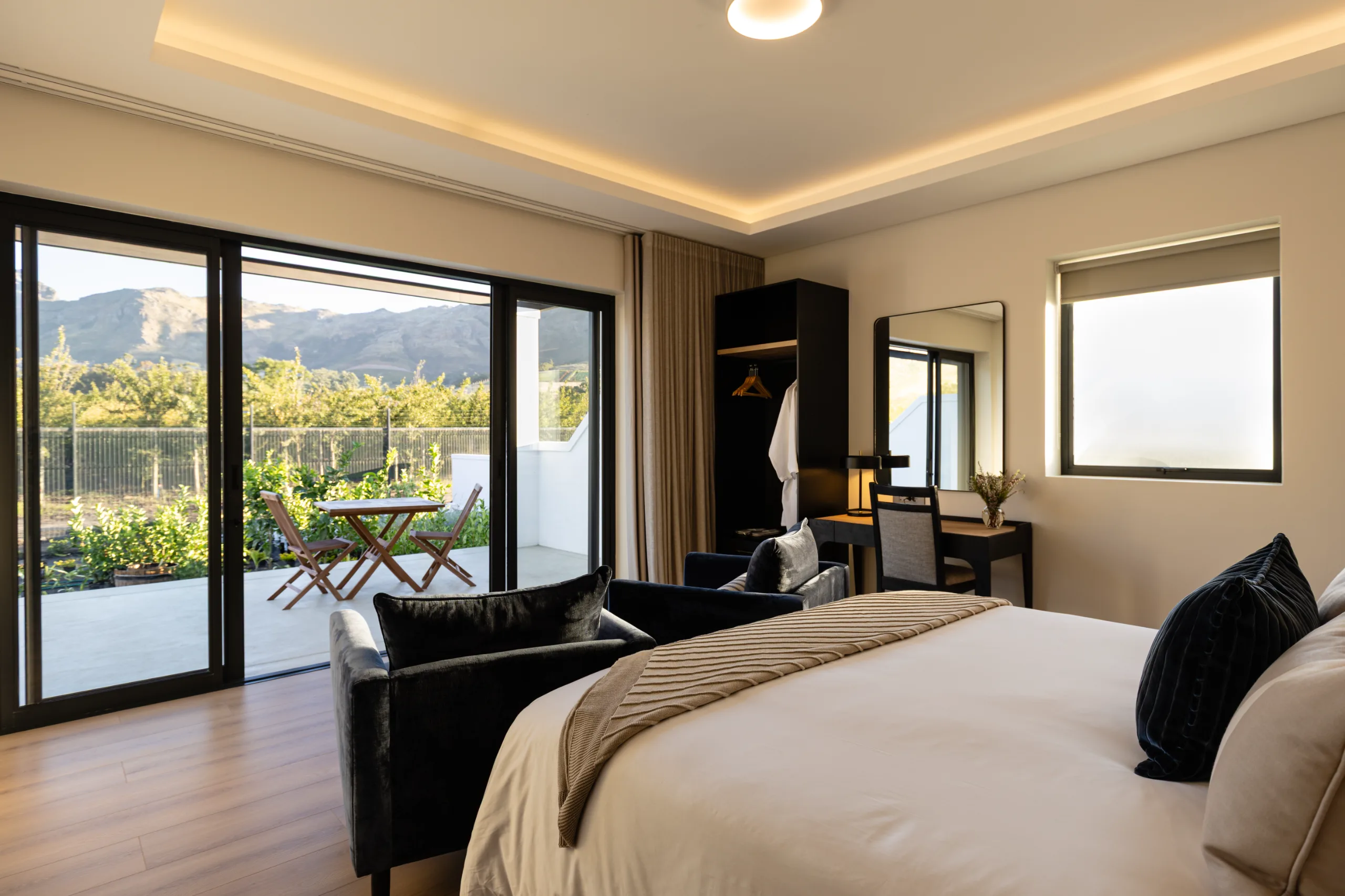 Luxury Room 1